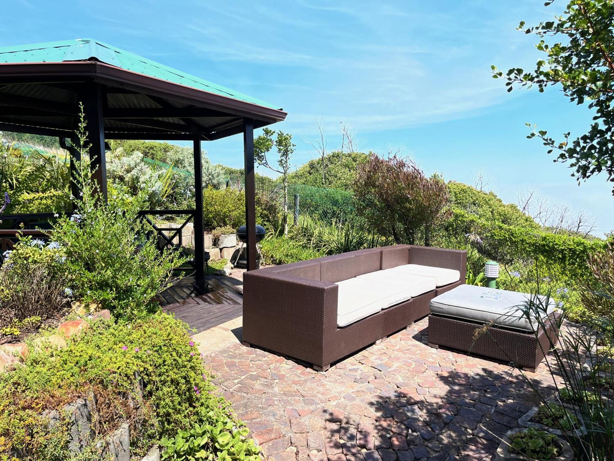 Peaceful Guest Suite With Balcony Views And Garden Setting Brenton-on-Sea Zewnętrze zdjęcie