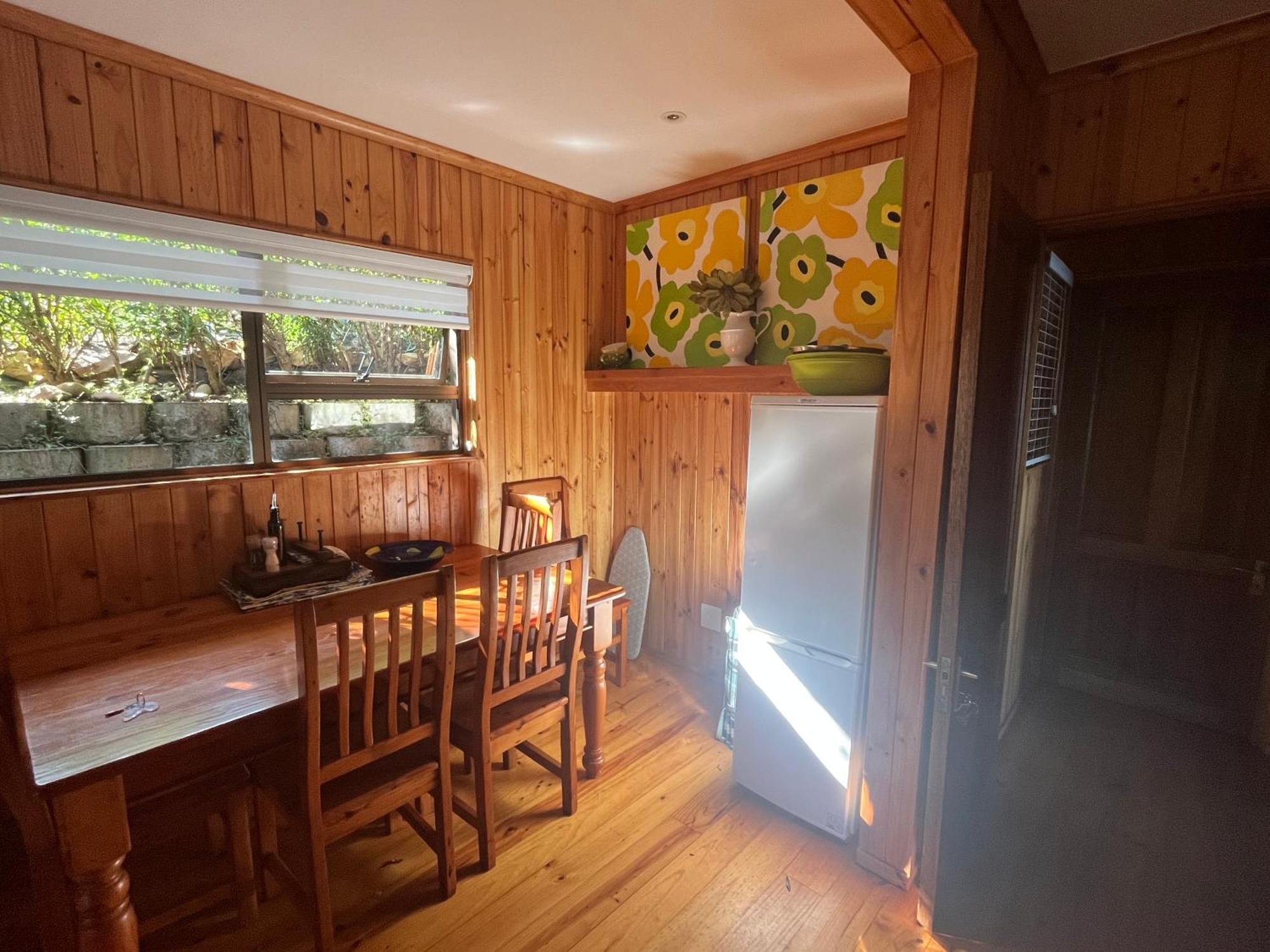 Peaceful Guest Suite With Balcony Views And Garden Setting Brenton-on-Sea Zewnętrze zdjęcie