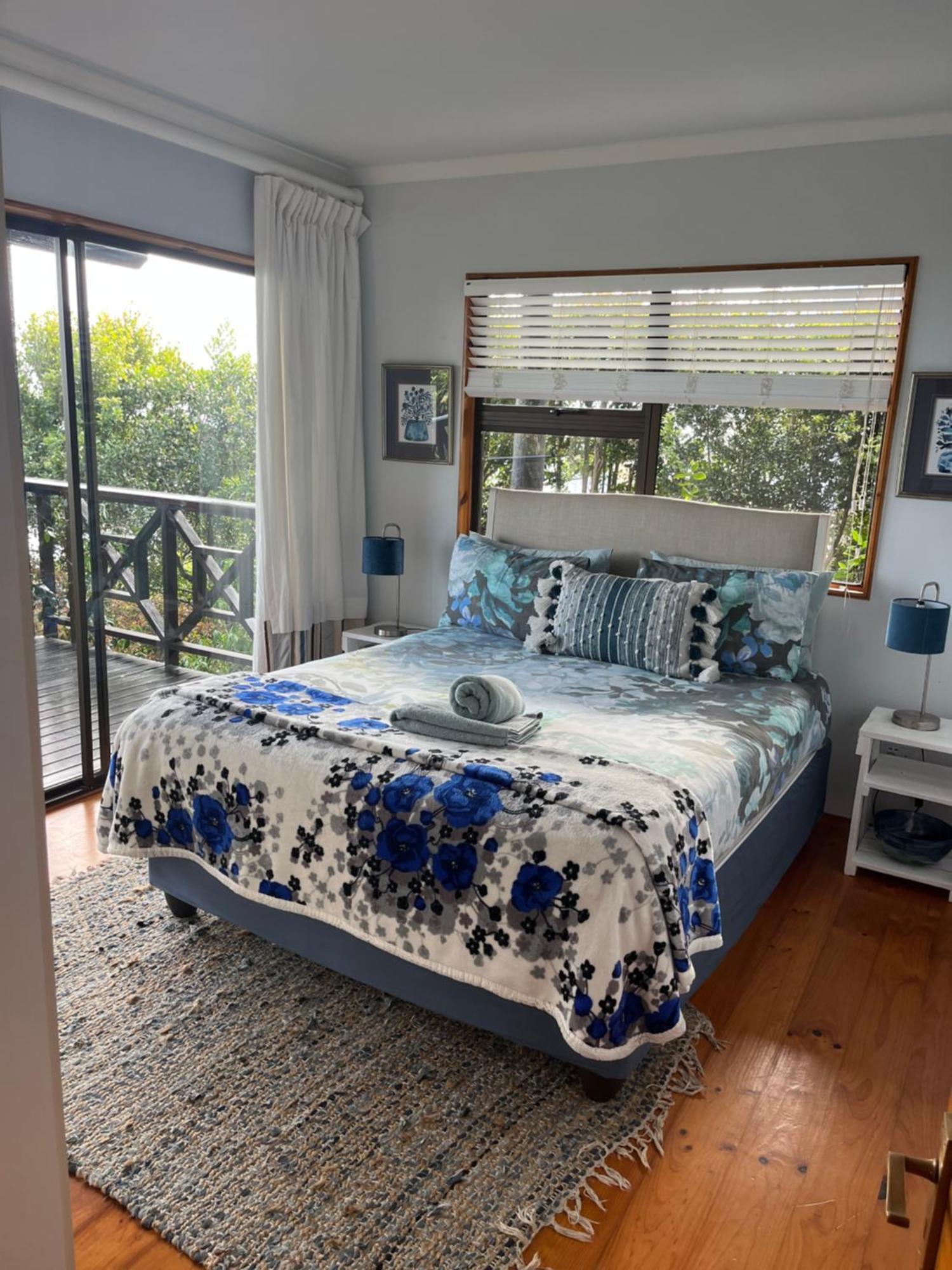 Peaceful Guest Suite With Balcony Views And Garden Setting Brenton-on-Sea Zewnętrze zdjęcie