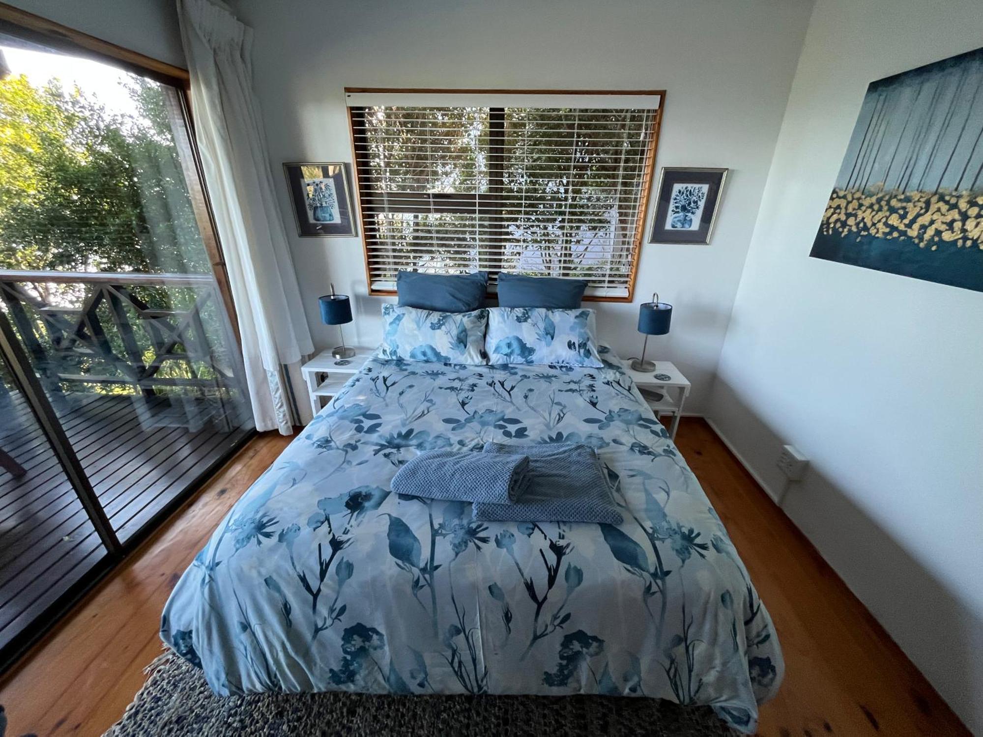 Peaceful Guest Suite With Balcony Views And Garden Setting Brenton-on-Sea Zewnętrze zdjęcie